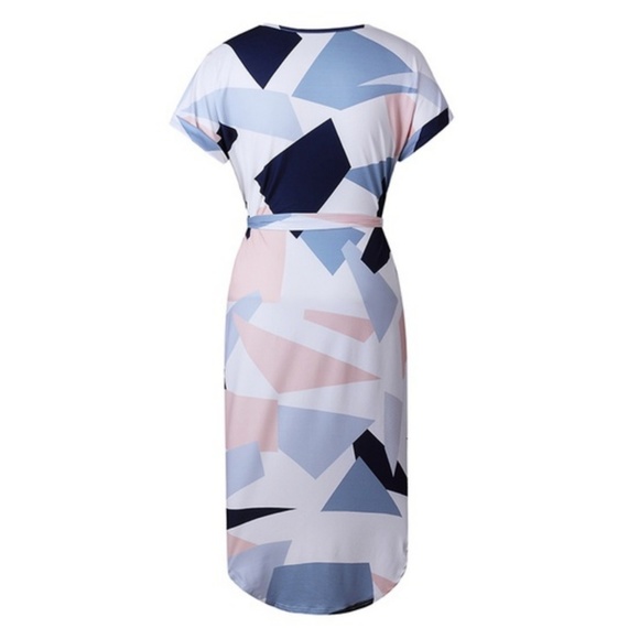 ♥️SALE! CHIC V-NECK DRESS - Picture 3 of 3